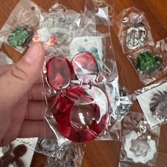 Bold Earrings Bundle Set - Picture 4 of 9